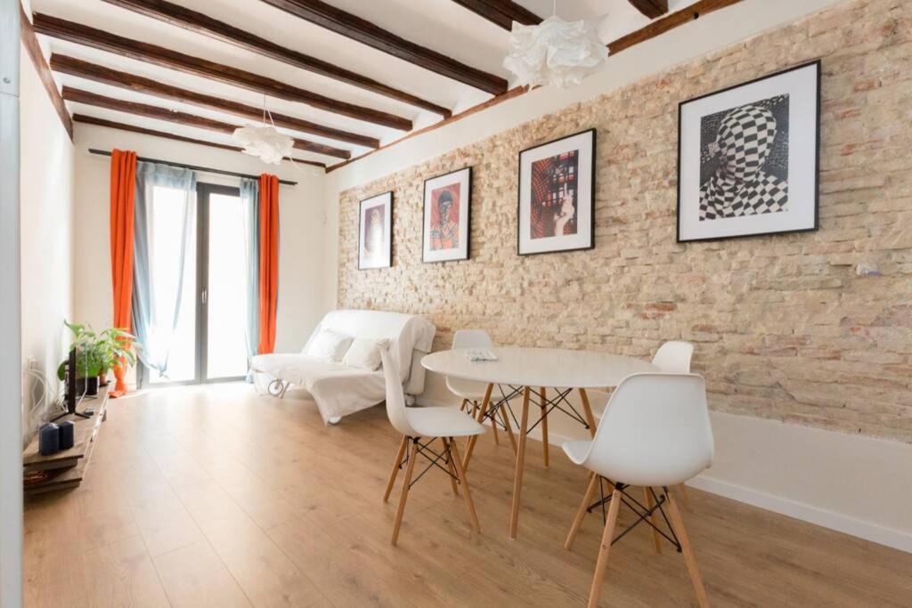 CASTA 2 - Apartamento céntrico de un dormitorio con opción de garaje Saragozza Esterno foto